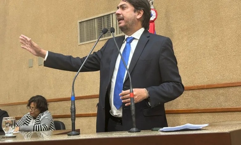 Pedro Tavares se solidariza com população de Ilhéus e cobra atenção do Governo para a segurança pública da cidade